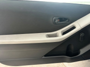 2007 Toyota Yaris - Image 11 - Thumbnail