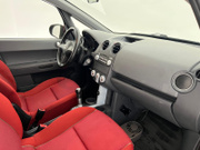 2005 Mitsubishi Colt - Image 8 - Thumbnail