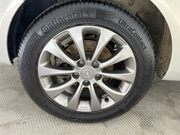 2010 Opel Astra - Image 15 - Thumbnail