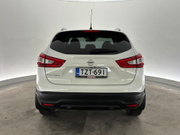 2015 Nissan Qashqai - Image 5 - Thumbnail