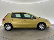 2004 Peugeot 307 - Image 5 - Thumbnail