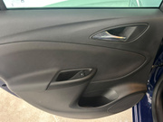 2018 Opel Astra - Image 19 - Thumbnail