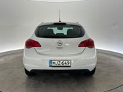 2010 Opel Astra - Image 6 - Thumbnail