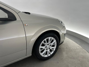 2009 Opel Astra - Image 16 - Thumbnail