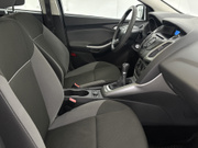 2011 Ford Focus - Image 14 - Thumbnail