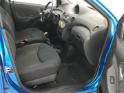 2004 Toyota YARIS - Image 8 - Thumbnail