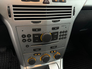 2010 Opel Astra - Image 22 - Thumbnail