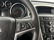 2011 Opel Astra - Image 15 - Thumbnail