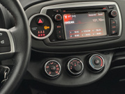 2013 Toyota Yaris - Image 13 - Thumbnail