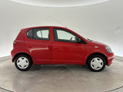 2002 Toyota Yaris - Image 5 - Thumbnail