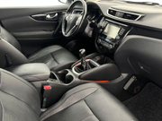 2015 Nissan Qashqai - Image 16 - Thumbnail