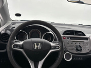2009 Honda Jazz - Image 11 - Thumbnail