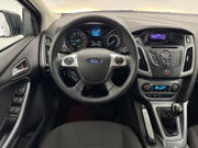 2012 Ford Focus - Image 11 - Thumbnail