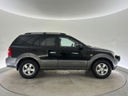 2007 Kia Sorento - Image 7 - Thumbnail
