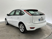 2010 Ford Focus - Image 7 - Thumbnail