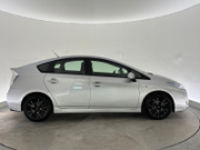 2010 Toyota Prius - Image 7 - Thumbnail