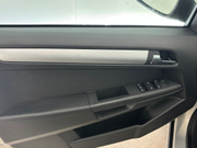 2010 Opel Astra - Image 12 - Thumbnail