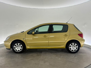 2004 Peugeot 307 - Image 6 - Thumbnail