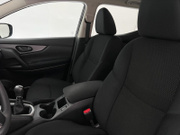 2015 Nissan Qashqai - Image 8 - Thumbnail