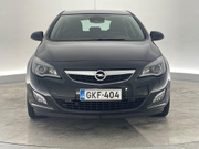 2011 Opel Astra - Image 5 - Thumbnail