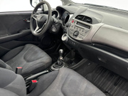 2009 Honda Jazz - Image 13 - Thumbnail