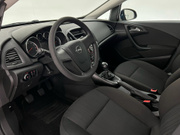 2010 Opel Astra - Image 7 - Thumbnail
