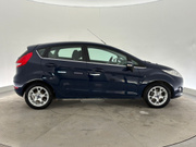 2012 Ford Fiesta - Image 8 - Thumbnail