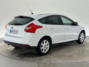 2011 Ford Focus - Image 4 - Thumbnail