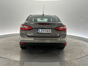 2011 Ford Focus - Image 5 - Thumbnail