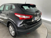 2015 Nissan Qashqai - Image 16 - Thumbnail