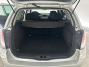 2010 Opel Astra - Image 11 - Thumbnail