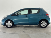 2013 Toyota Yaris - Image 2 - Thumbnail
