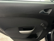 2011 Opel Astra - Image 13 - Thumbnail