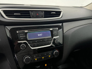 2015 Nissan Qashqai - Image 13 - Thumbnail