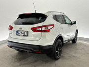 2015 Nissan Qashqai - Image 3 - Thumbnail