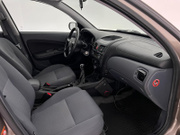 2005 Nissan Almera - Image 9 - Thumbnail