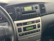 2005 Toyota Corolla - Image 12 - Thumbnail