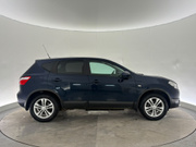 2011 Nissan Qashqai - Image 7 - Thumbnail