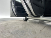 2004 Toyota Corolla - Image 15 - Thumbnail