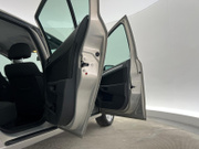 2009 Opel Astra - Image 18 - Thumbnail