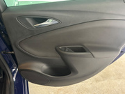 2018 Opel Astra - Image 17 - Thumbnail
