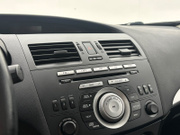 2010 Mazda 3 - Image 19 - Thumbnail