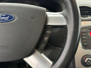 2010 Ford Focus - Image 28 - Thumbnail