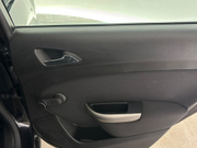 2011 Opel Astra - Image 8 - Thumbnail
