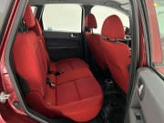 2005 Mitsubishi Colt - Image 11 - Thumbnail