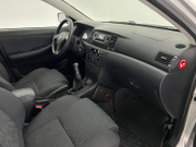 2004 Toyota Corolla - Image 8 - Thumbnail