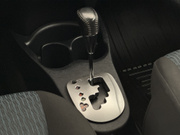 2013 Toyota Yaris - Image 15 - Thumbnail